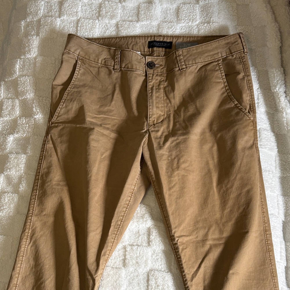 Aeropostale Men's Tan Chino Pants